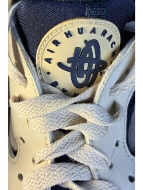 Nike Air Huarache Run Orewood Brown Navy White 634835-114 Women's Size 8.5
